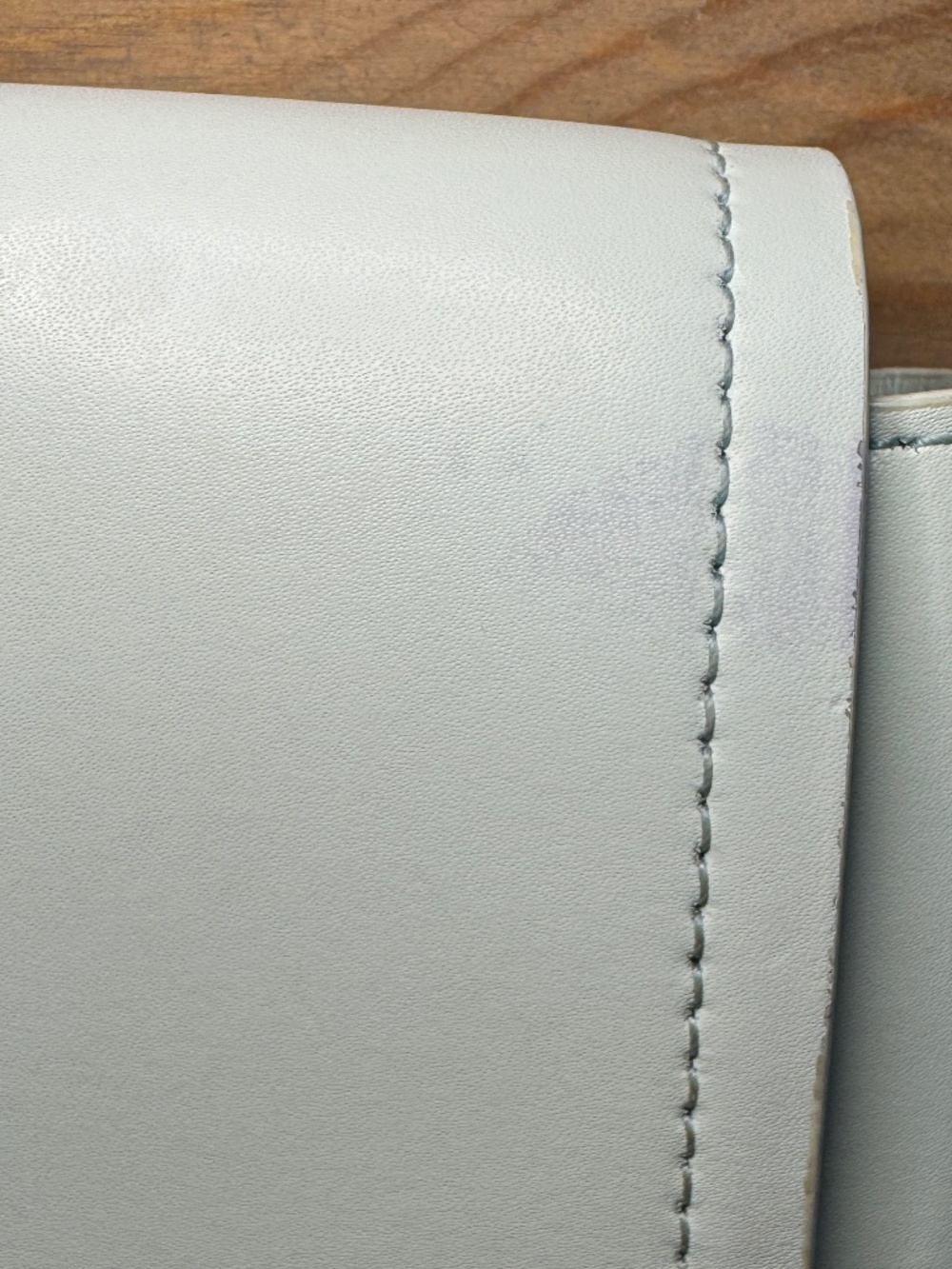 Kate Spade Light Blue Leather Crossbody Navy Trim Magnetic Flap EUC - Picture 5 of 7